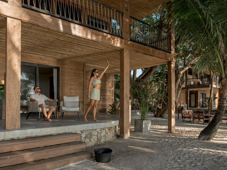Arca Roatan