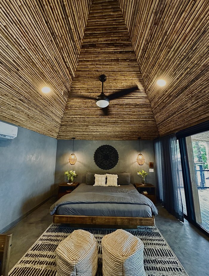 Roatan Hotel