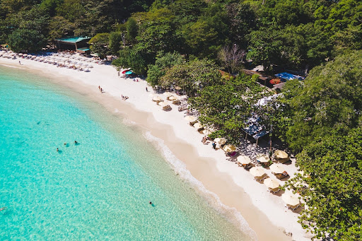 Beach Resorts in Roatan Honduras