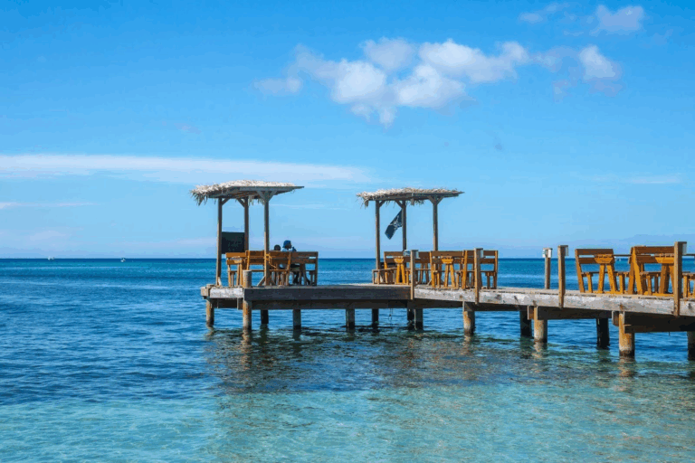 Roatan Scuba Resorts