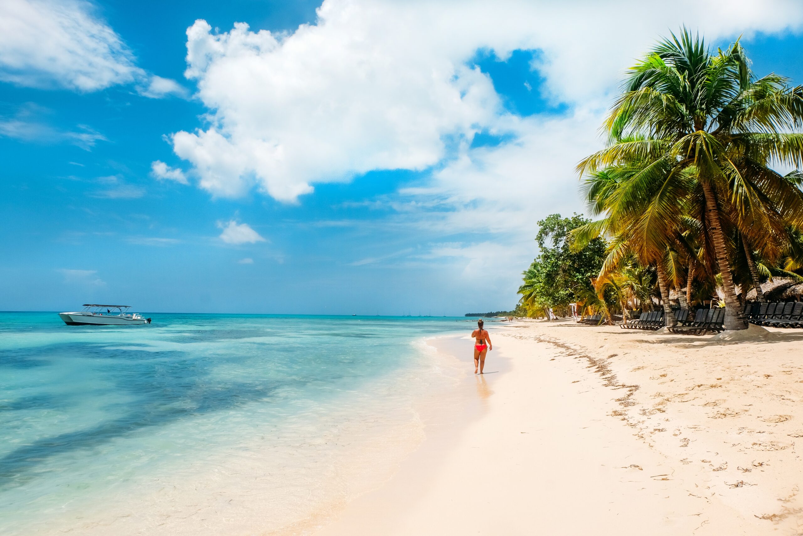woman on luxury paradise caribbean beach